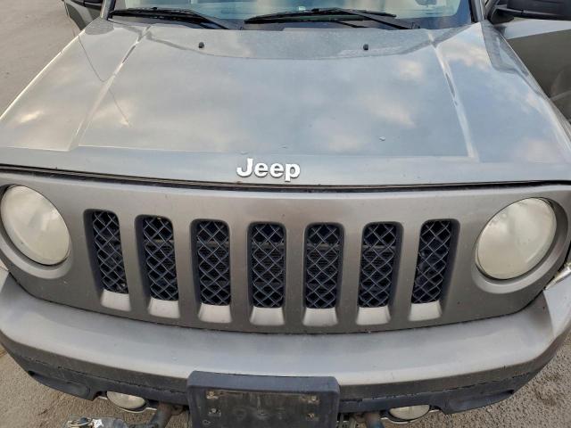 Jeep Patriot Latitude Image 5