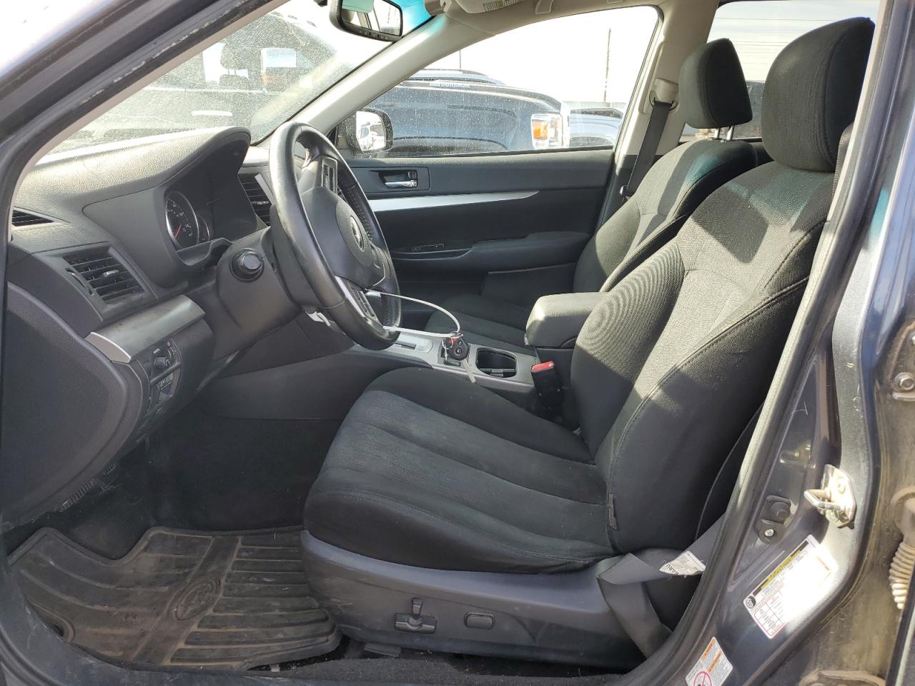 Subaru Outback 2.5i Premium Image 4
