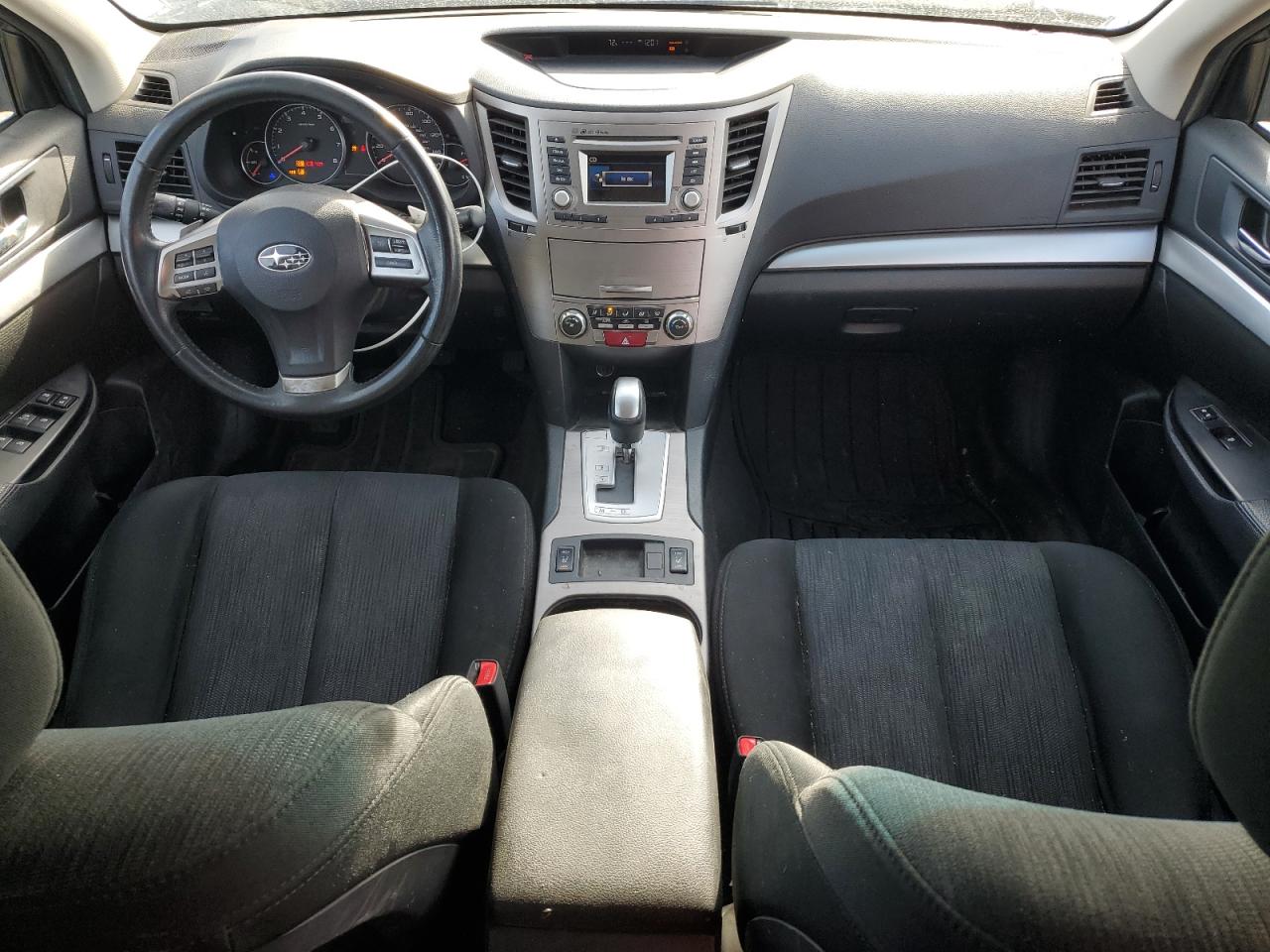 Subaru Outback 2.5i Premium Image 3