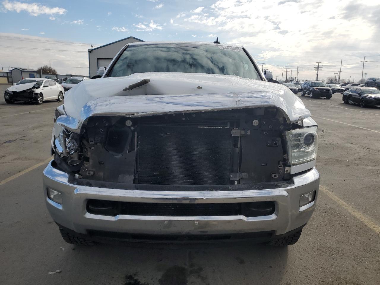 Ram 3500 Laramie Image 5