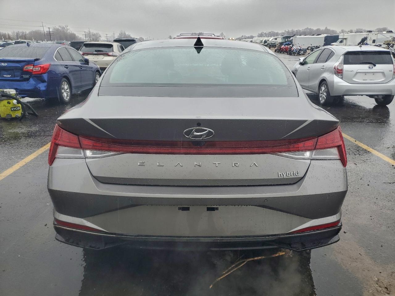 Hyundai ELANTRA Limited Image 10