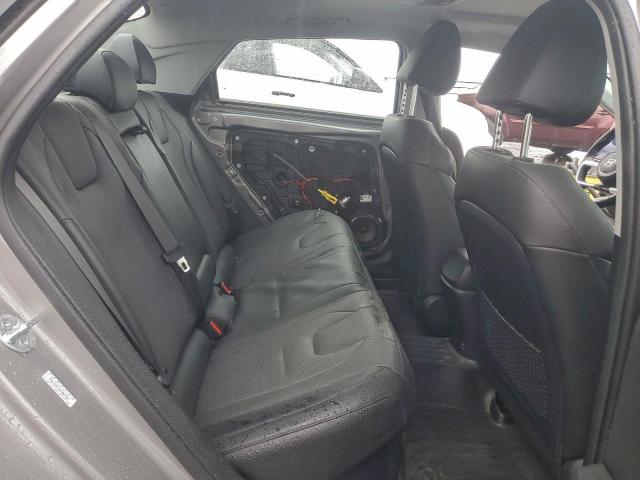 Hyundai ELANTRA Limited Image 6