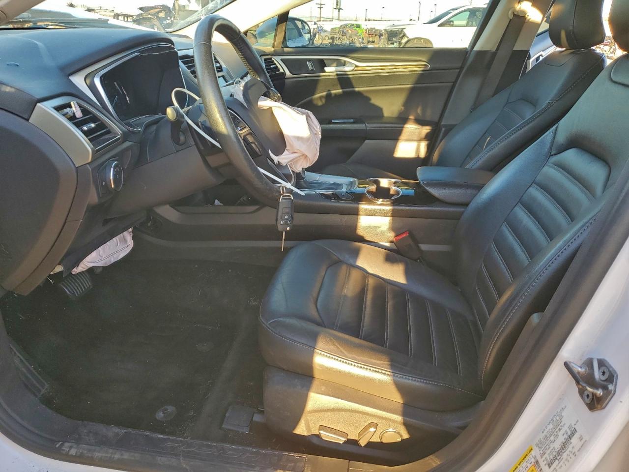 Ford Fusion Se Image 4