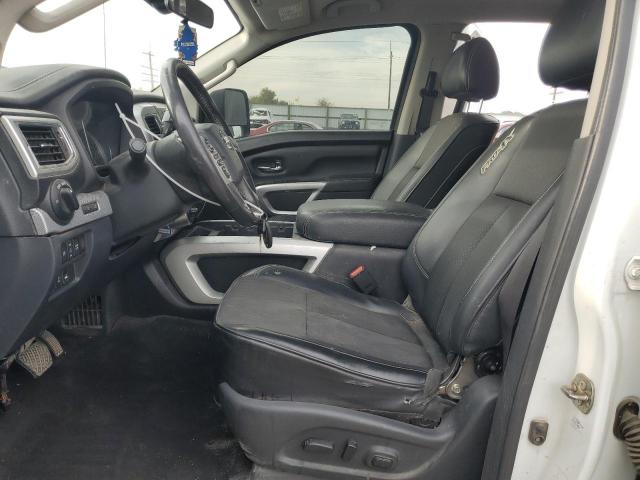 Nissan Titan Sl Image 9