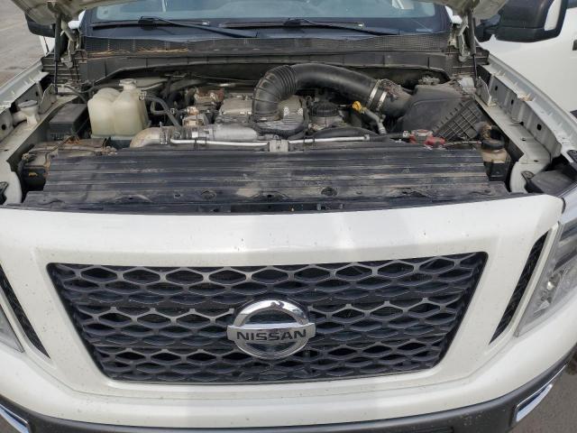 Nissan Titan Sl Image 8