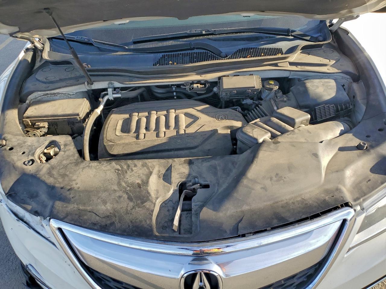 Acura MDX Image 11