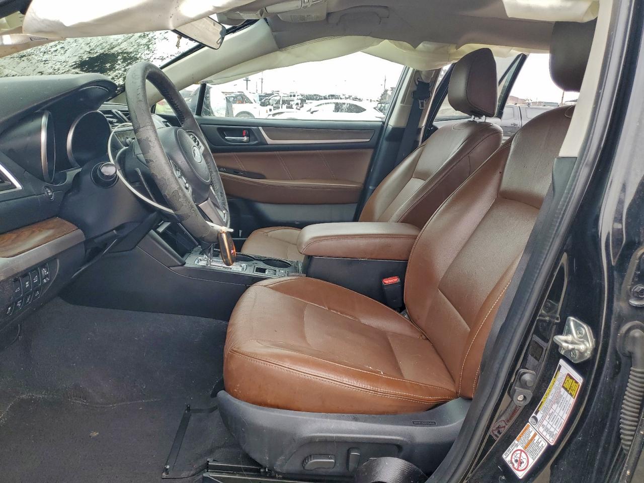 Subaru Outback Touring Image 3