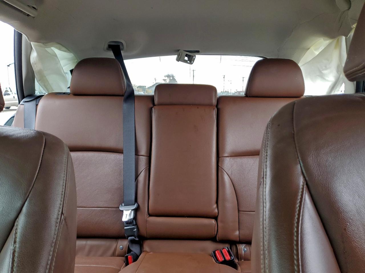 Subaru Outback Touring Image 5