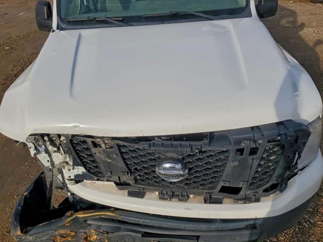 Nissan Nv 2500 Image 9