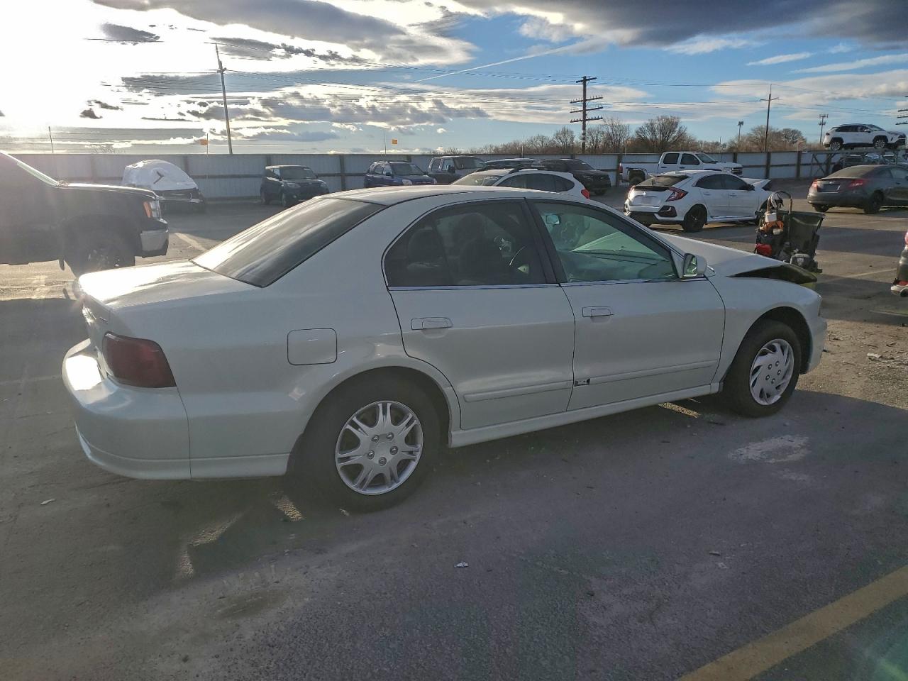 Mitsubishi Galant Es Image 10