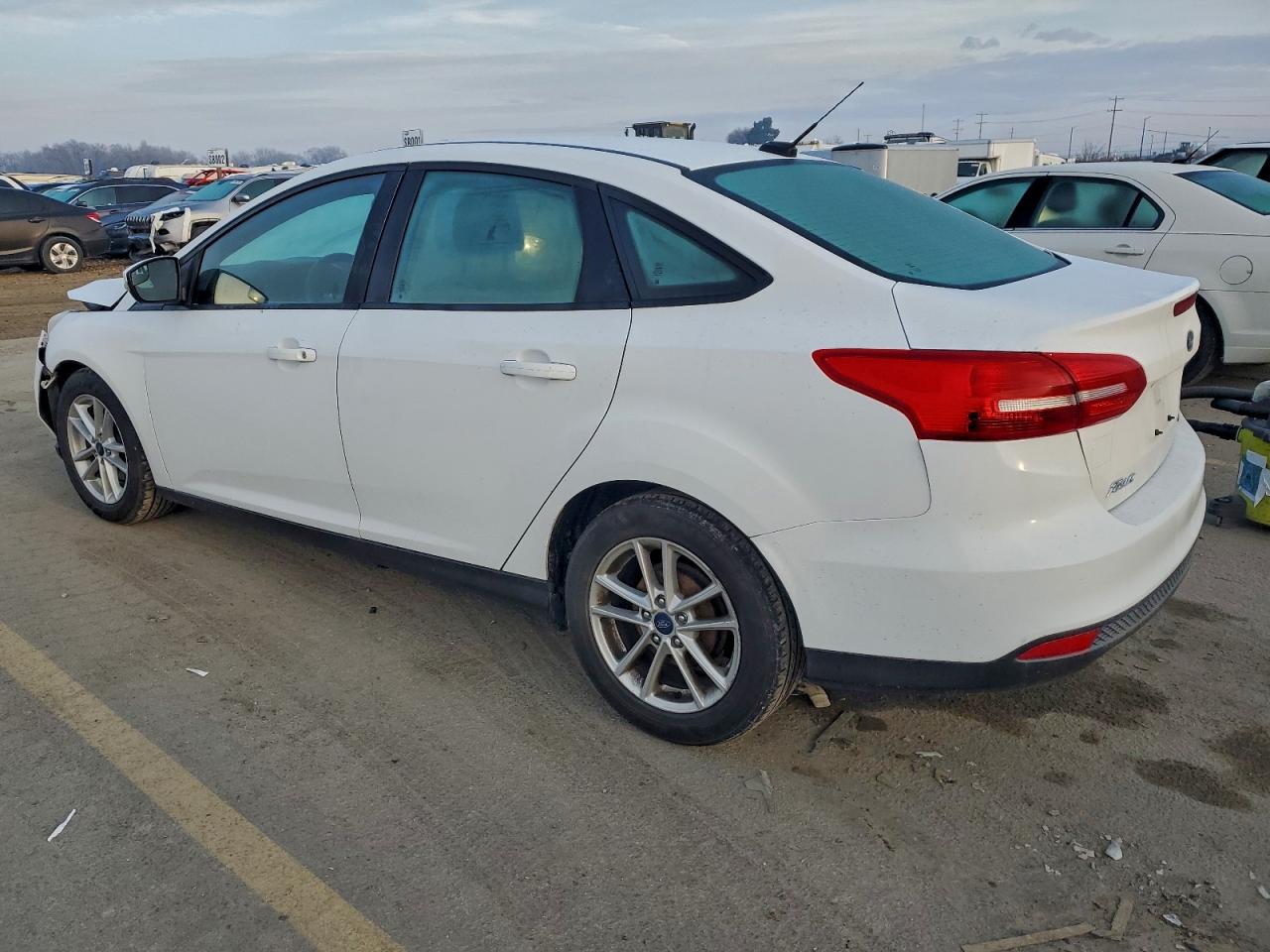 Ford Focus Se Image 2