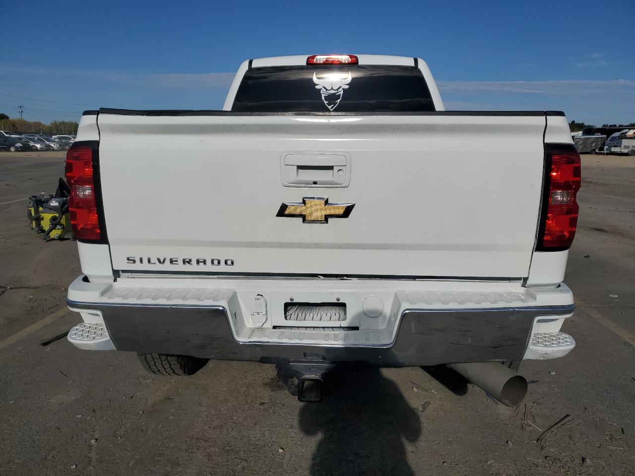 Chevrolet Silverado K3500 Image 3