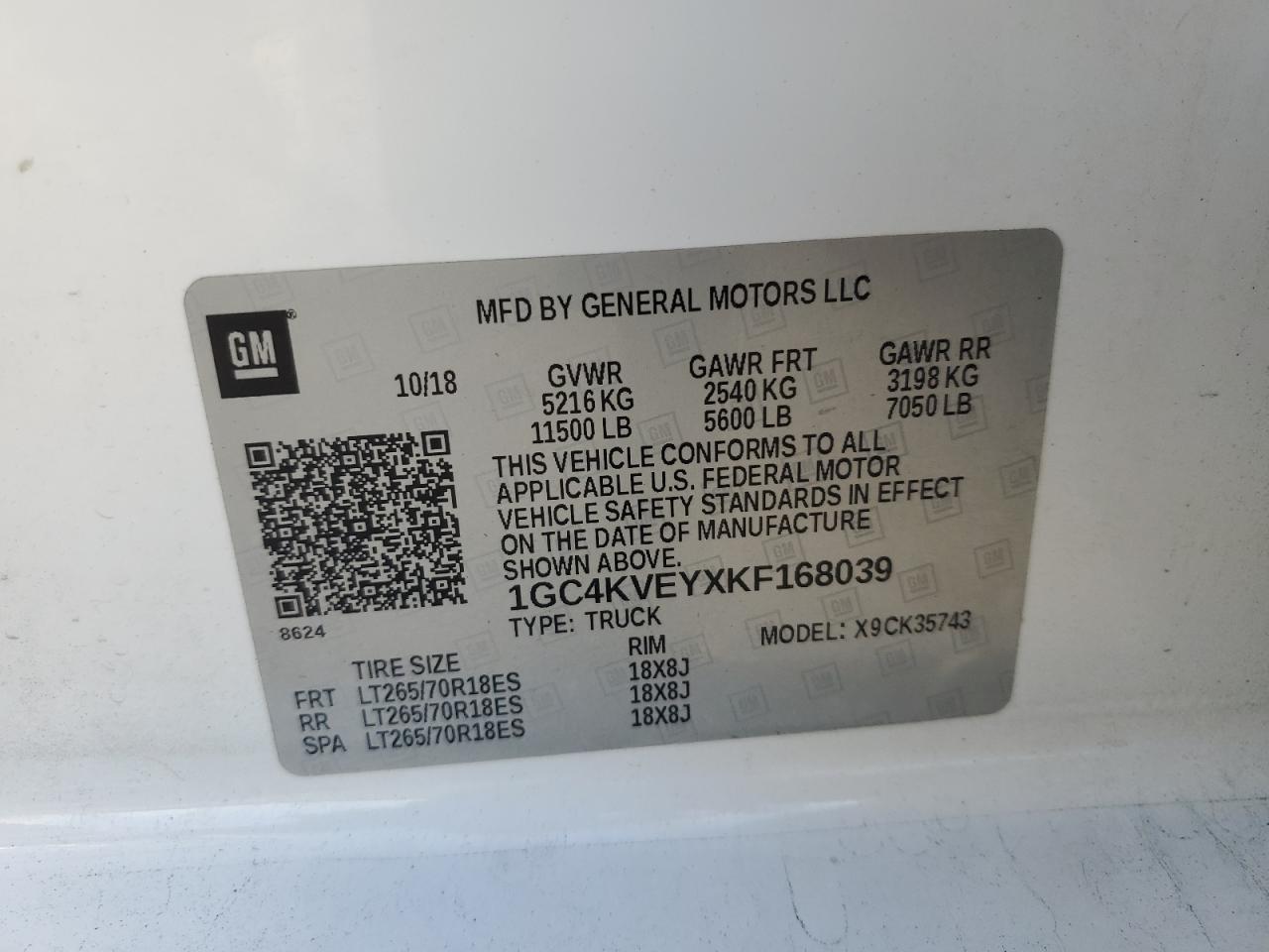 Chevrolet Silverado K3500 Image 4