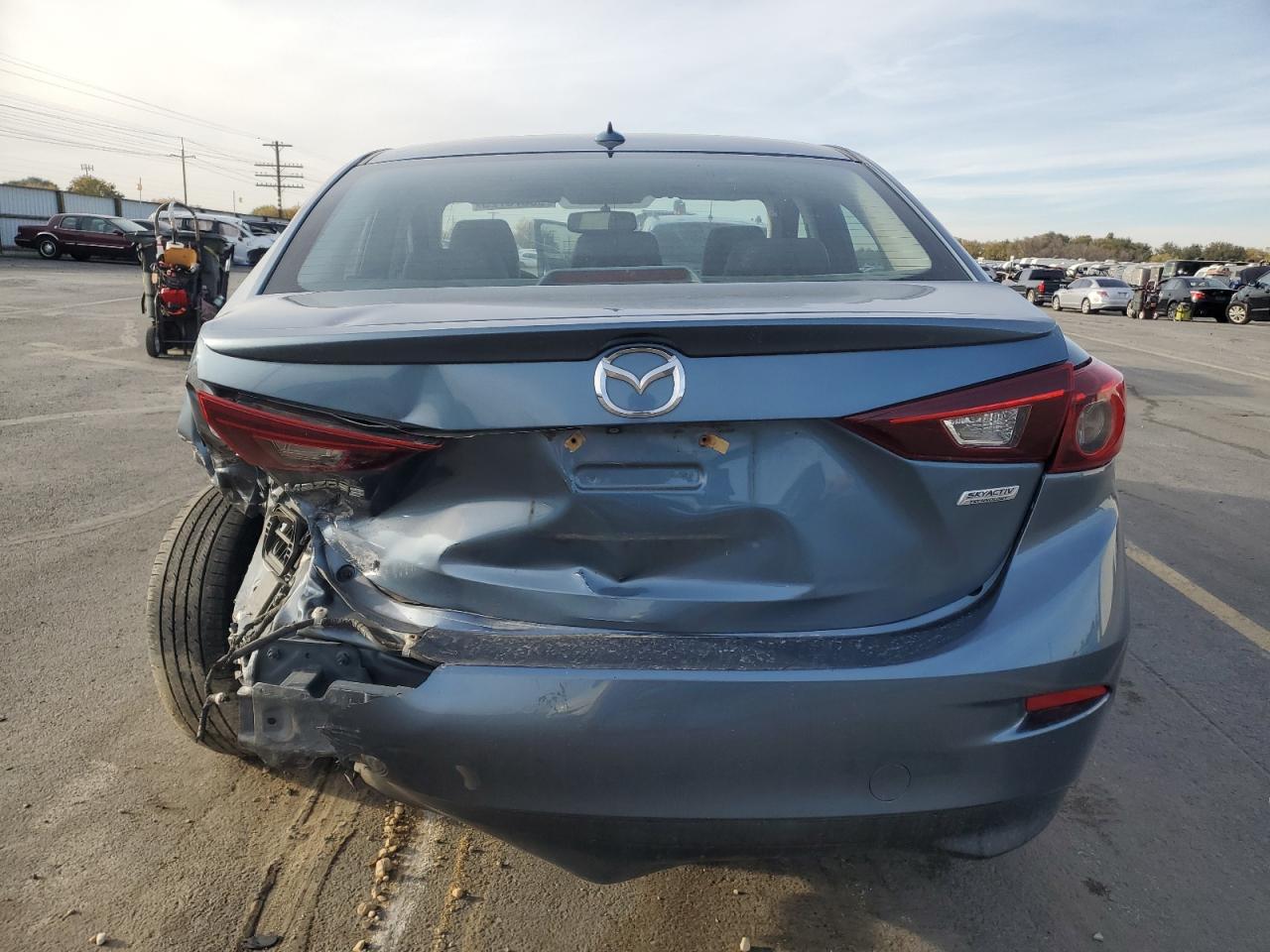 Mazda 3 Grand Touring Image 9