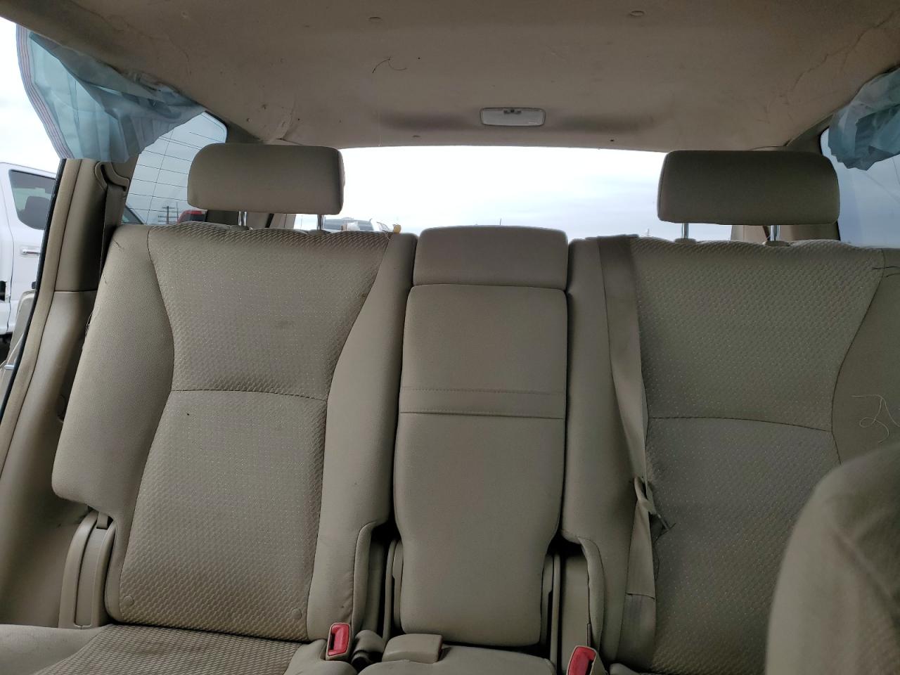 Toyota Highlander Hybrid Image 7