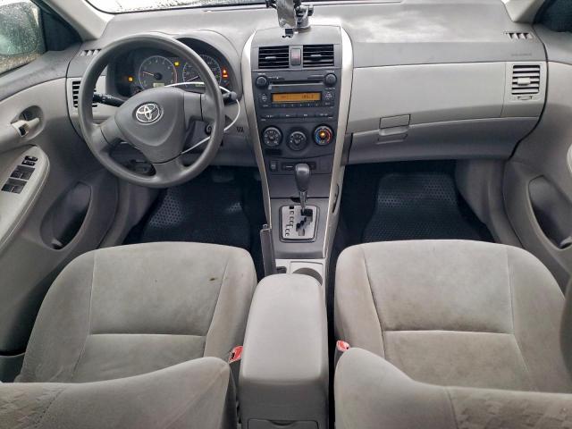 Toyota Corolla Base Image 8