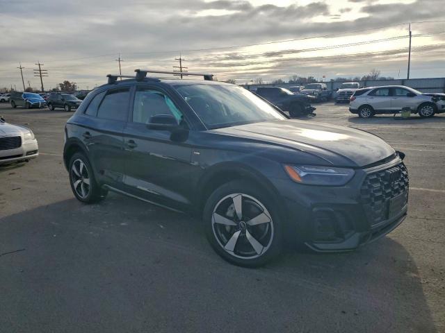 Audi Q5 Prestige 45 Image 12