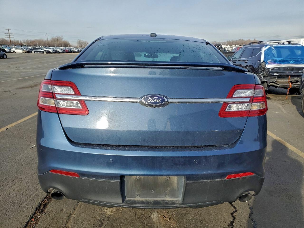 Ford Taurus Sho Image 7