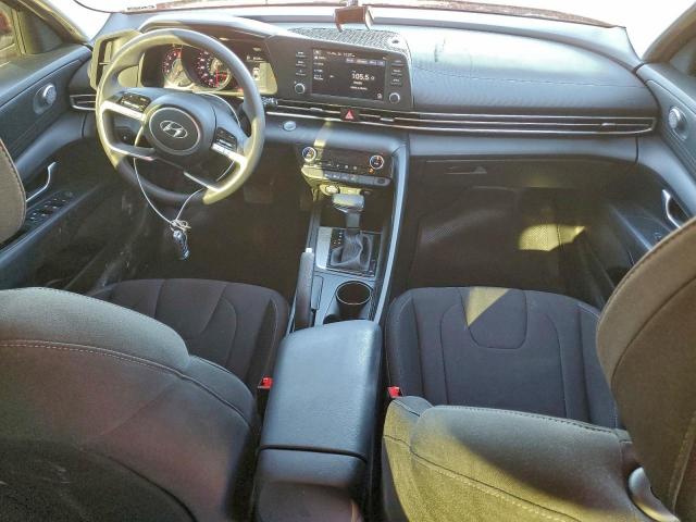 Hyundai ELANTRA Sel Image 2