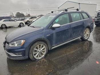  Salvage Volkswagen Golf