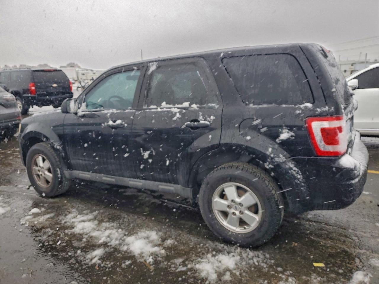 Ford Escape Xls Image 2