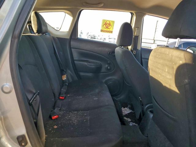 Nissan Versa S Image 9