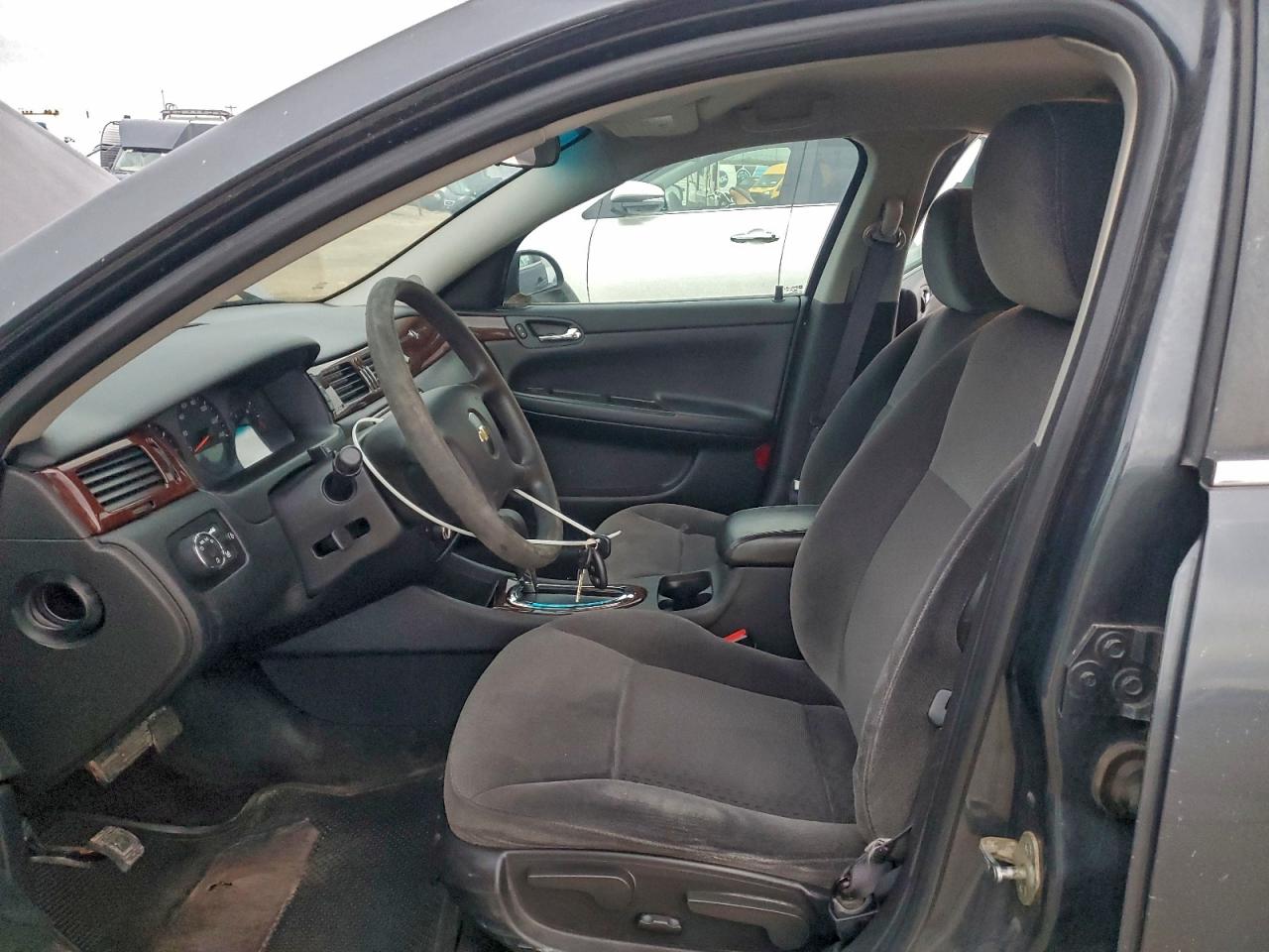 Chevrolet Impala Ls Image 5