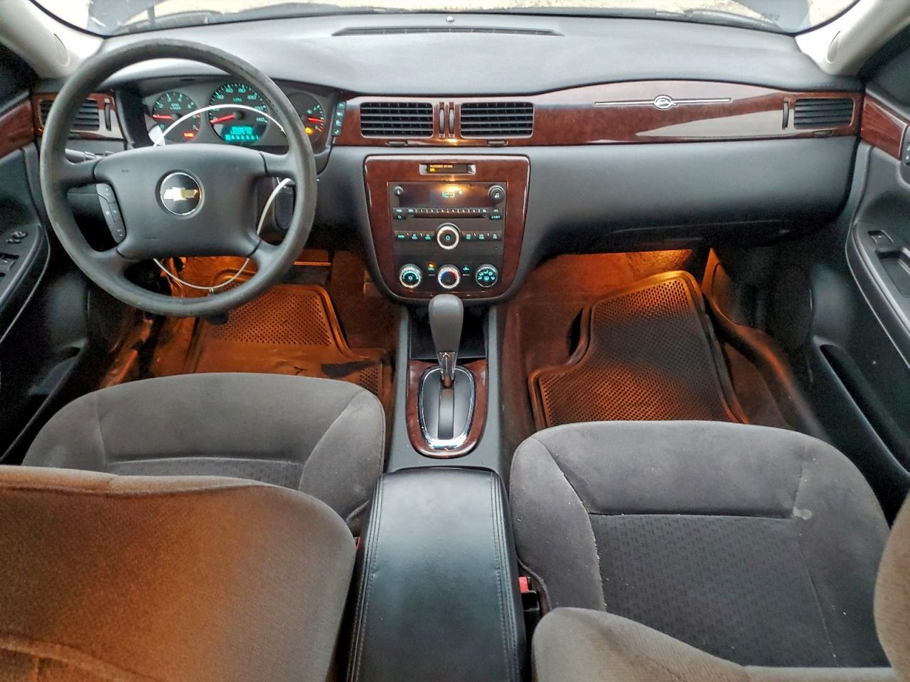 Chevrolet Impala Ls Image 12