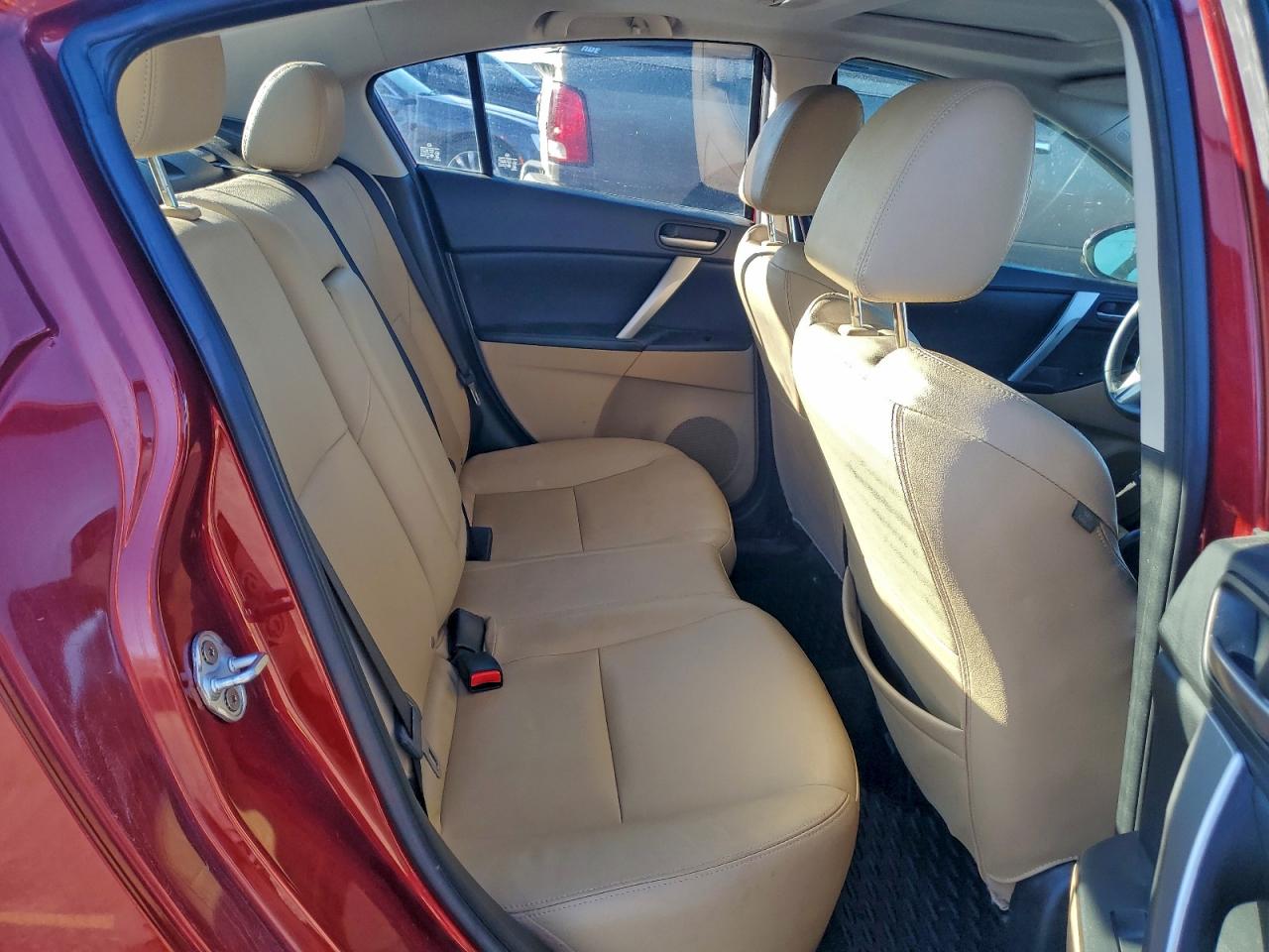 Mazda Mazda3 S Image 6