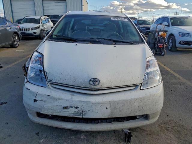 Toyota Prius Image 10