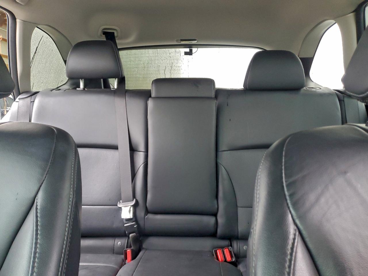 Subaru Outback 3.6r Limited Image 4