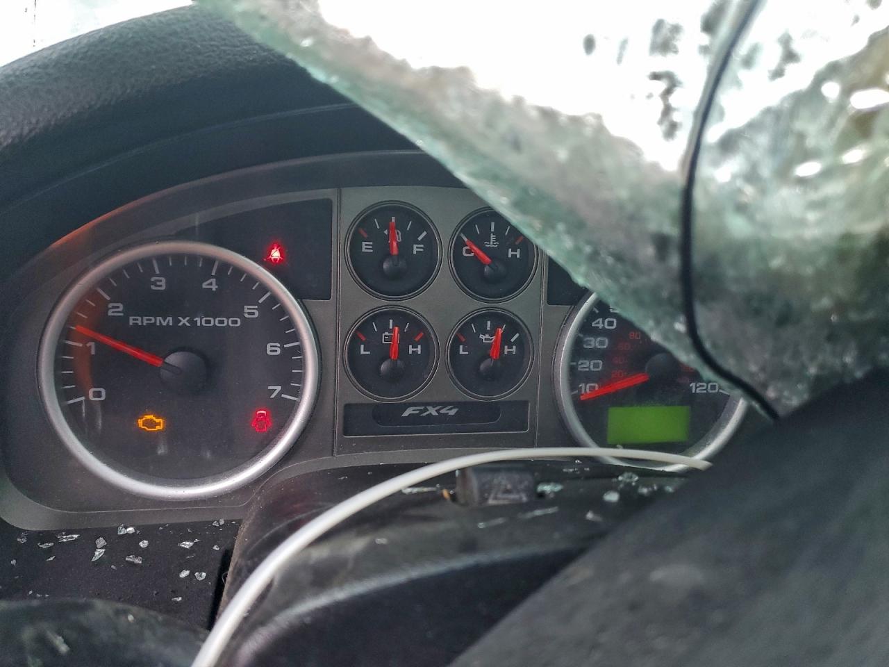 Ford F-150 Supercrew Image 3