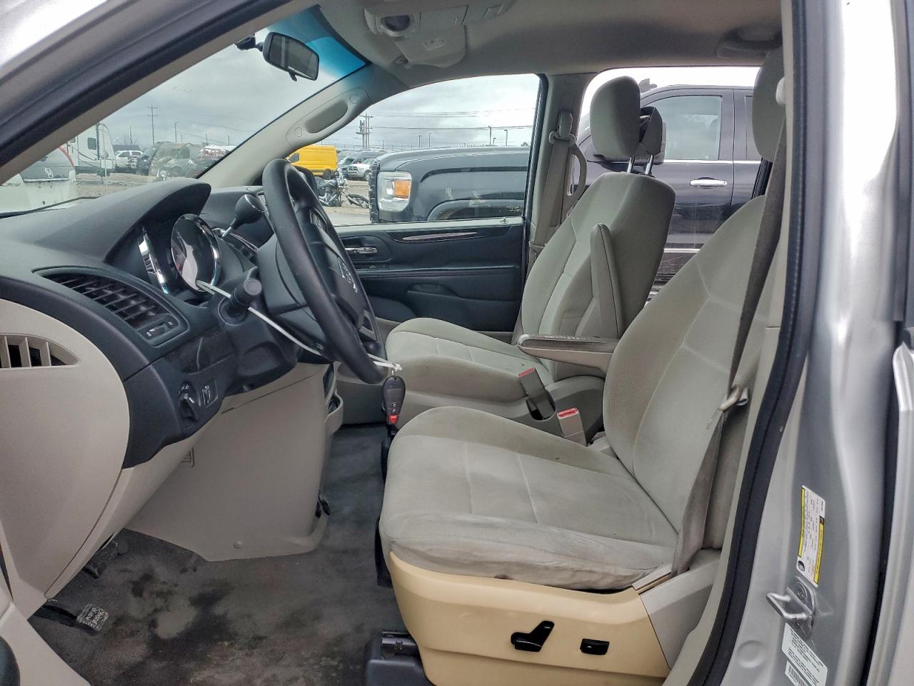 Dodge Caravan Sxt Image 7