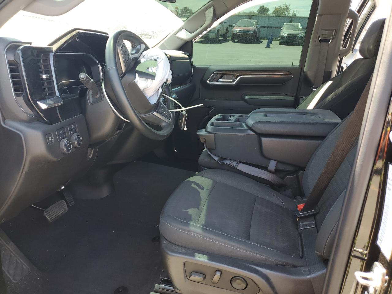 Chevrolet Silverado K1500 Lt Image 10