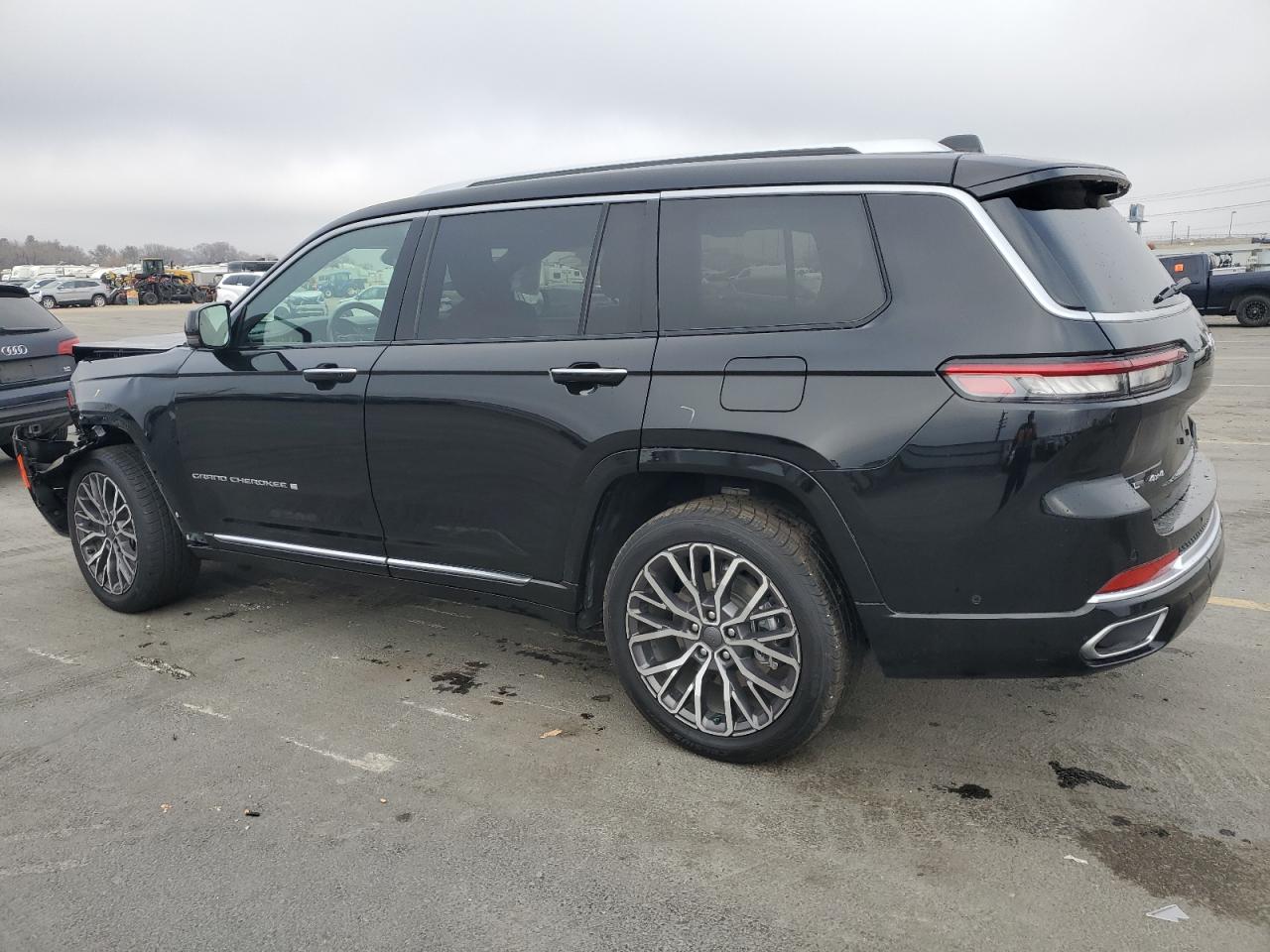 Jeep Grand Cherokee L Summit Image 10