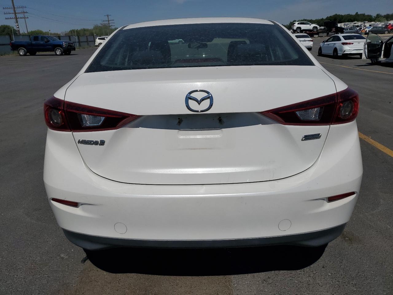 Mazda 3 Sport Image 3