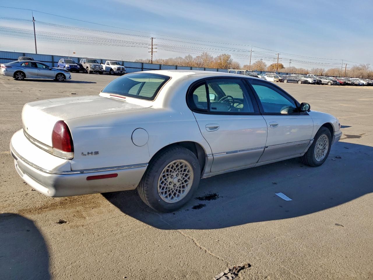 Chrysler LHS Image 2