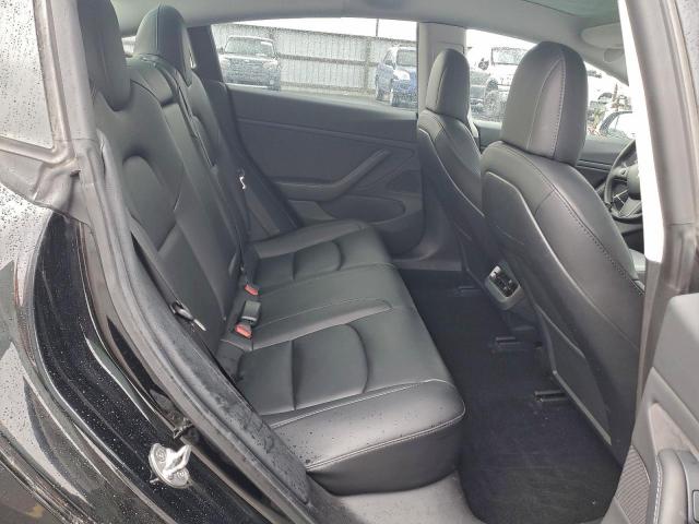 Tesla Model 3 Image 6