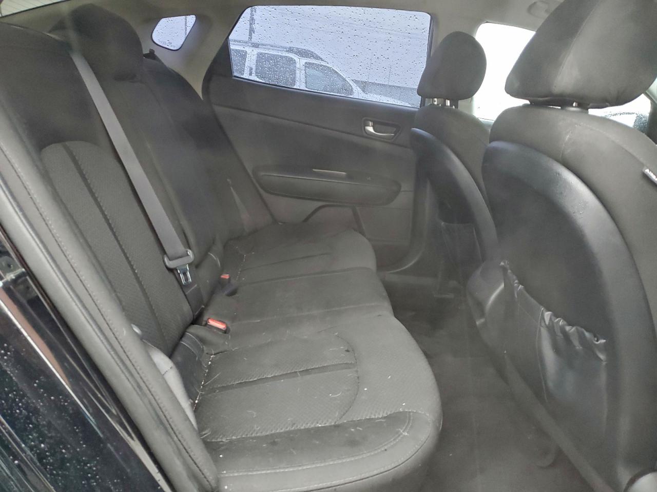 Kia Optima Lx Image 7