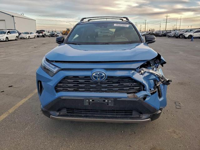 Toyota RAV4 Xse Image 2