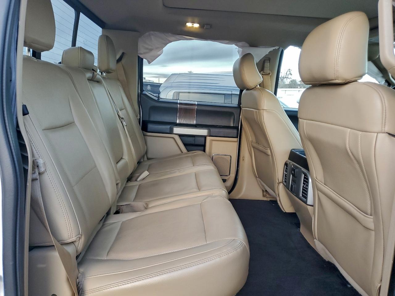 Ford F-150 Supercrew Image 7