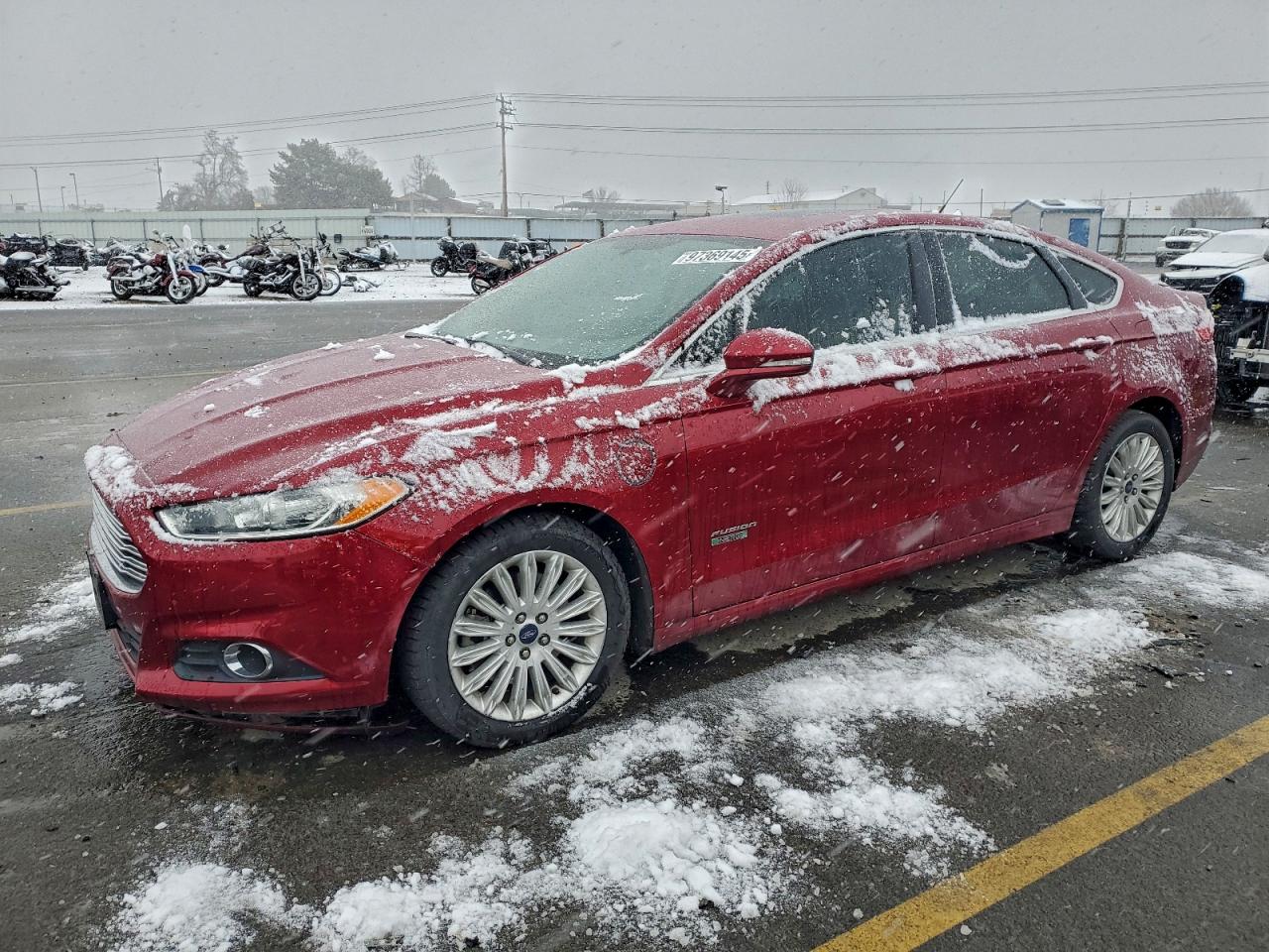Ford Fusion Se Phev Image 1