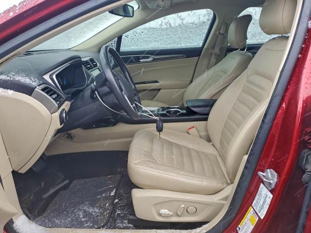 Ford Fusion Se Phev Image 9