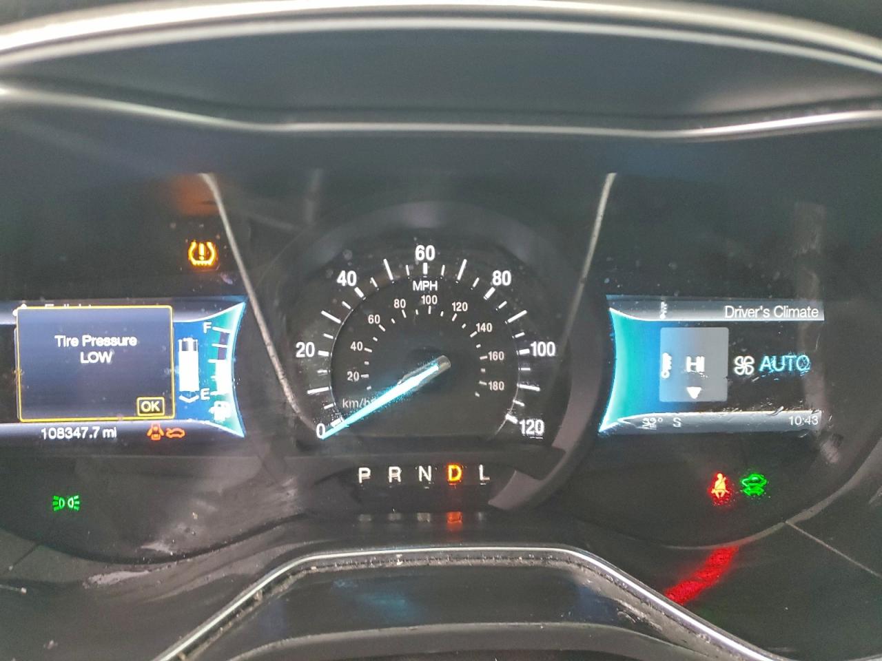 Ford Fusion Se Phev Image 8