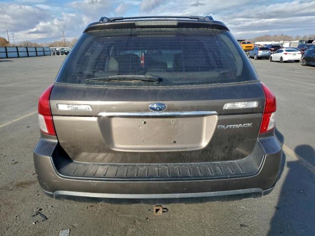 Subaru Outback 2.5i Limited Image 11