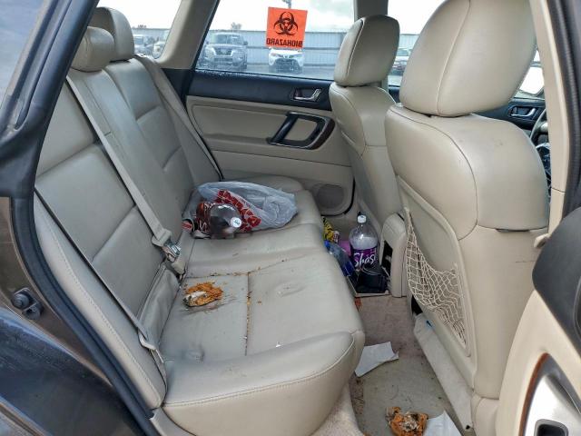 Subaru Outback 2.5i Limited Image 8