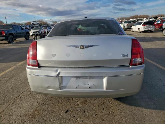 Chrysler 300 Touring Image 5