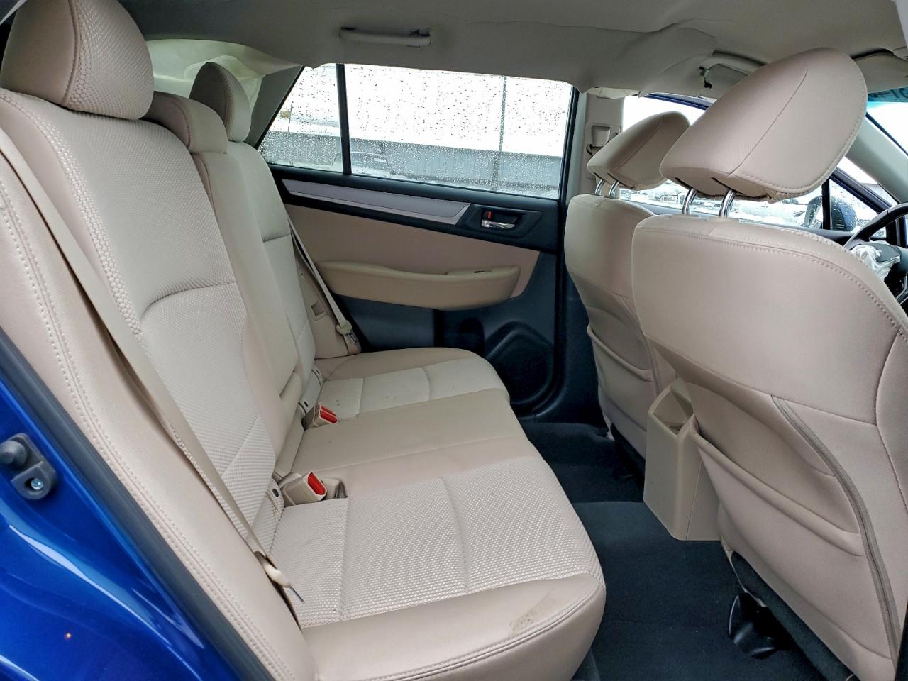 Subaru Outback 2.5i Premium Image 11