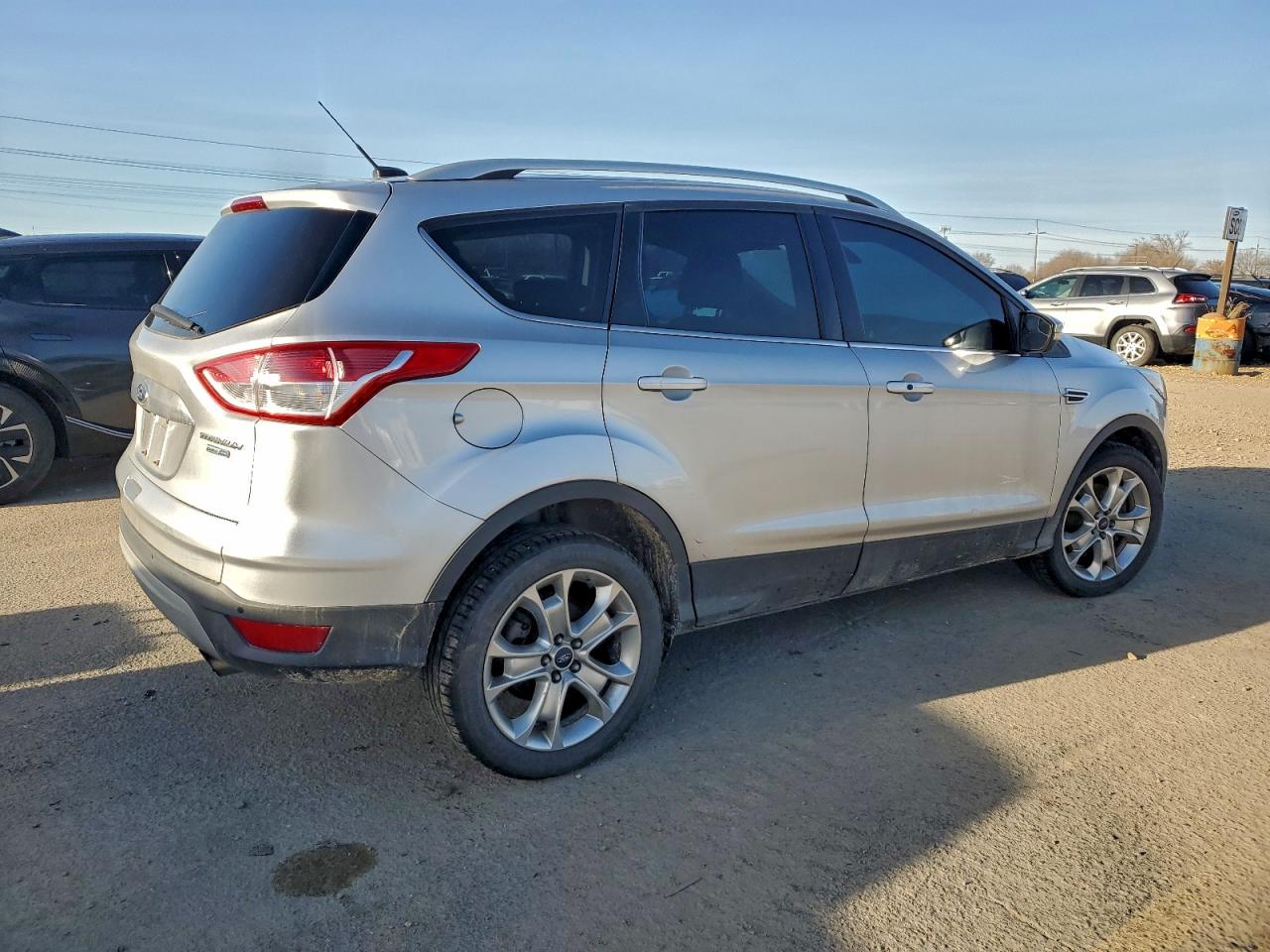 Ford Escape Titanium Image 3