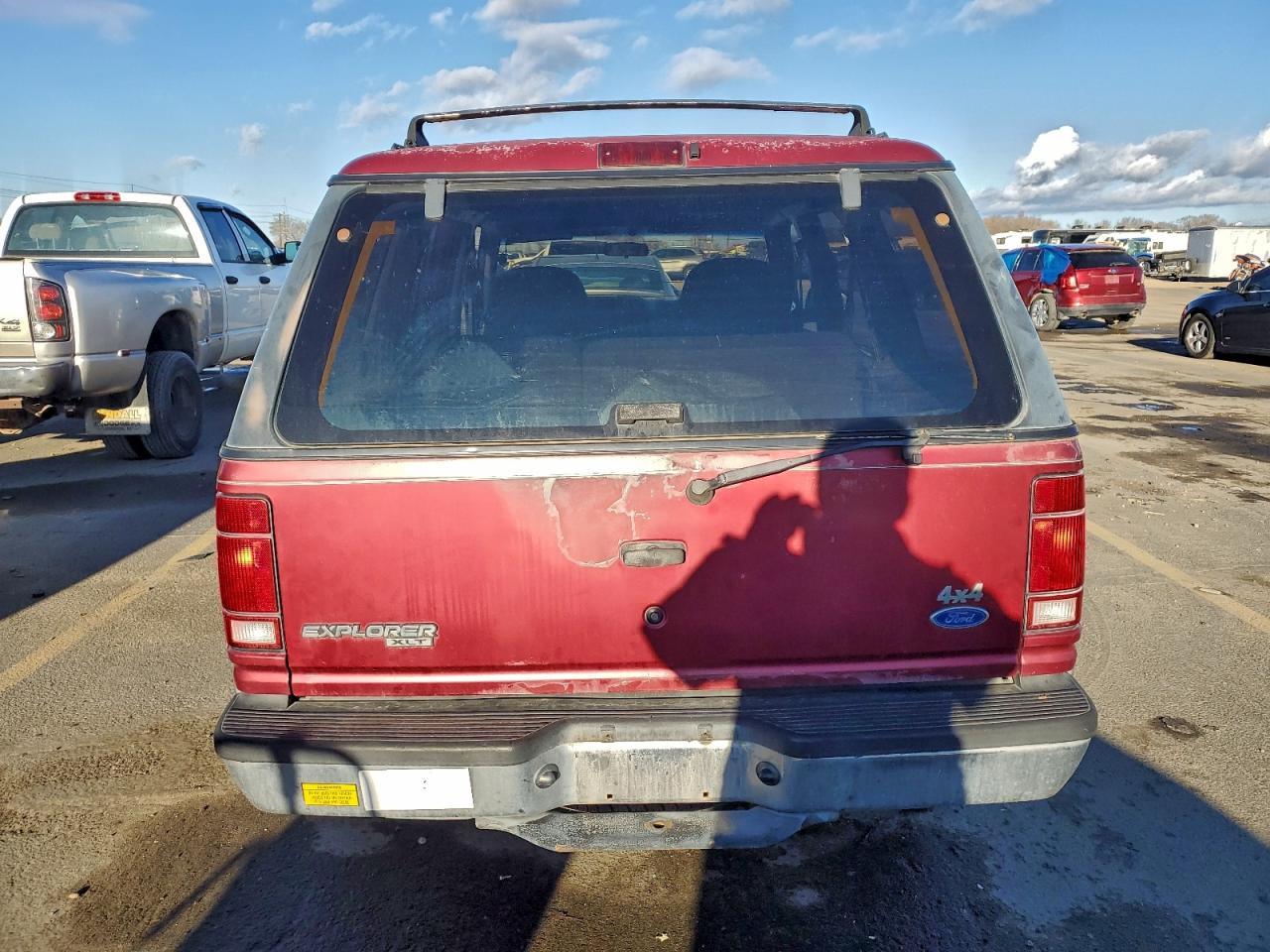 Ford Explorer Image 10